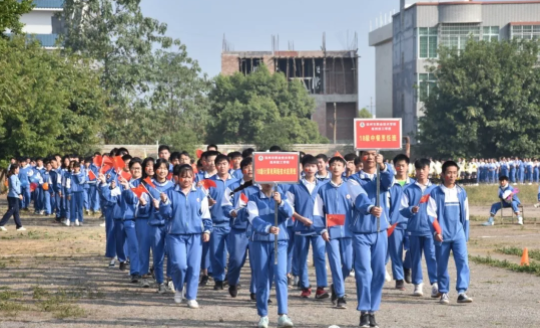 連州市職業(yè)技術(shù)學(xué)校、連州技工學(xué)校舉辦2019年廣播操比賽359.png