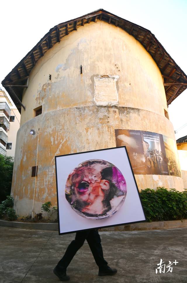 連州國際攝影年展被授予“全國文化品牌典型案例”。黃津 攝