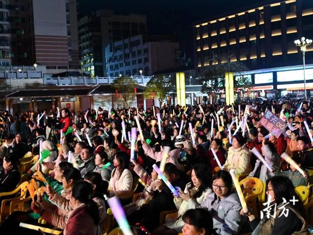 流行音樂會人氣旺。