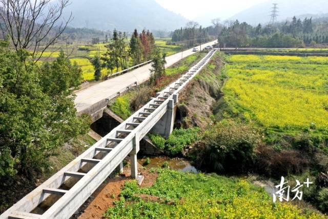 連州市西岸鎮(zhèn)蘭管水庫灌區(qū)石馬渡槽重建后。連州水利局 供圖